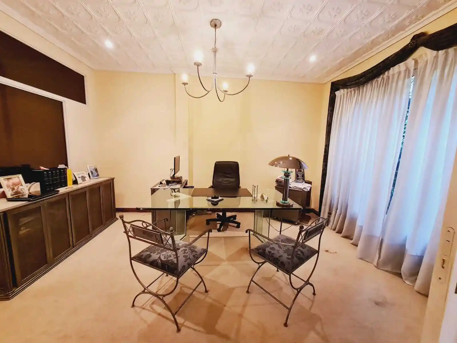 Fachada exterior del edificio donde se encuentra el estudio jurídico D'Anunzio