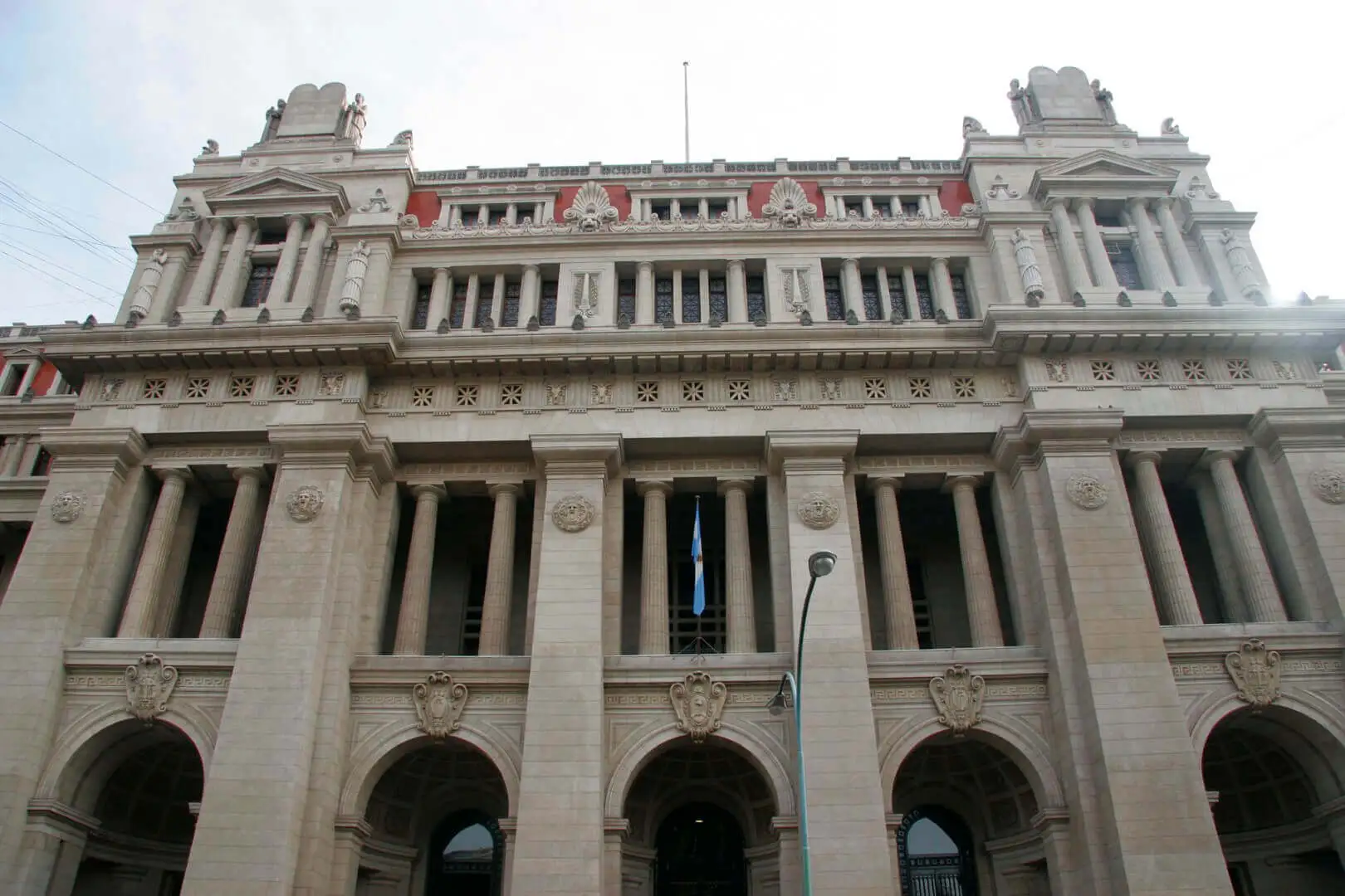 Palacio de Justicia de la Nación Argentina, edificio histórico con arquitectura neoclásica